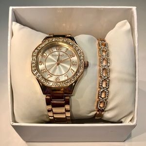 ‼️SOLD NWOB Ellen Tracy Rose Gold Watch Bracelet